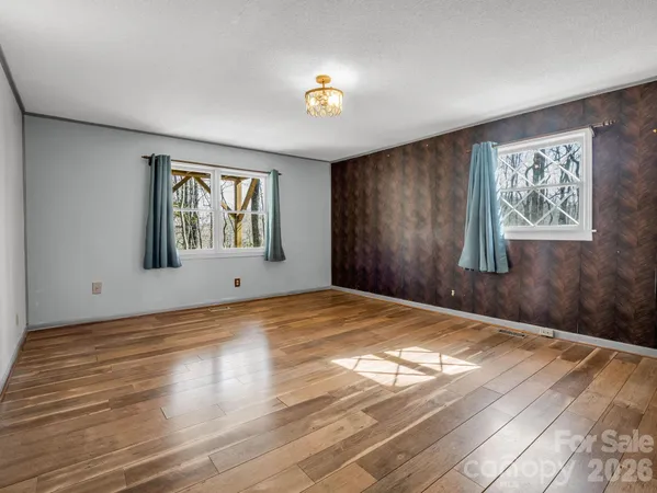 $399,000 | 177 Tsisqua Circle, Brevard, NC 28712