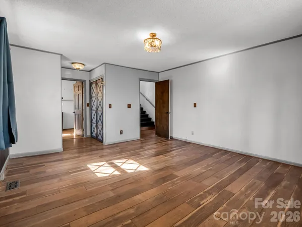 $399,000 | 177 Tsisqua Circle, Brevard, NC 28712