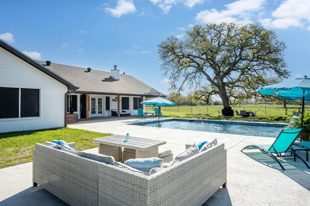 800 North Seven Points Blvd  