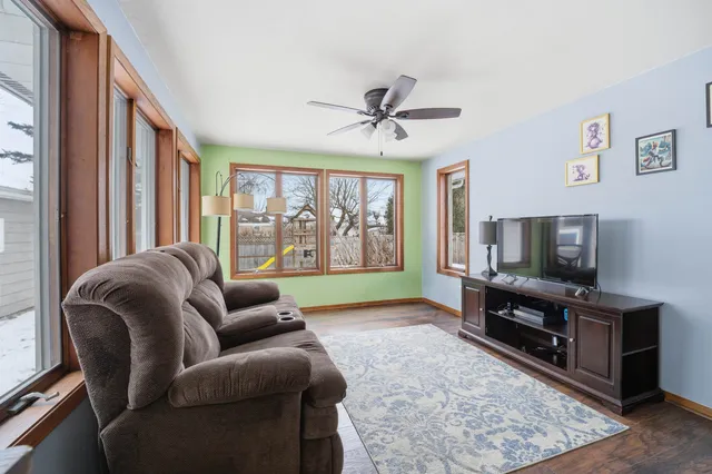 $289,900 | 1003 Cedar Street, Little Chute, WI 54140