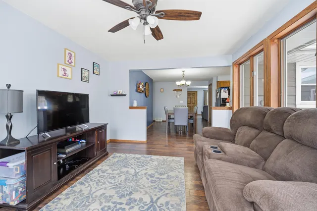 $289,900 | 1003 Cedar Street, Little Chute, WI 54140