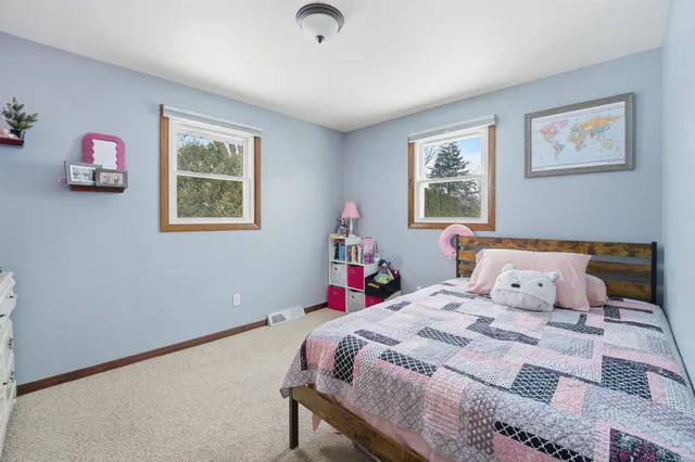 $289,900 | 1003 Cedar Street, Little Chute, WI 54140