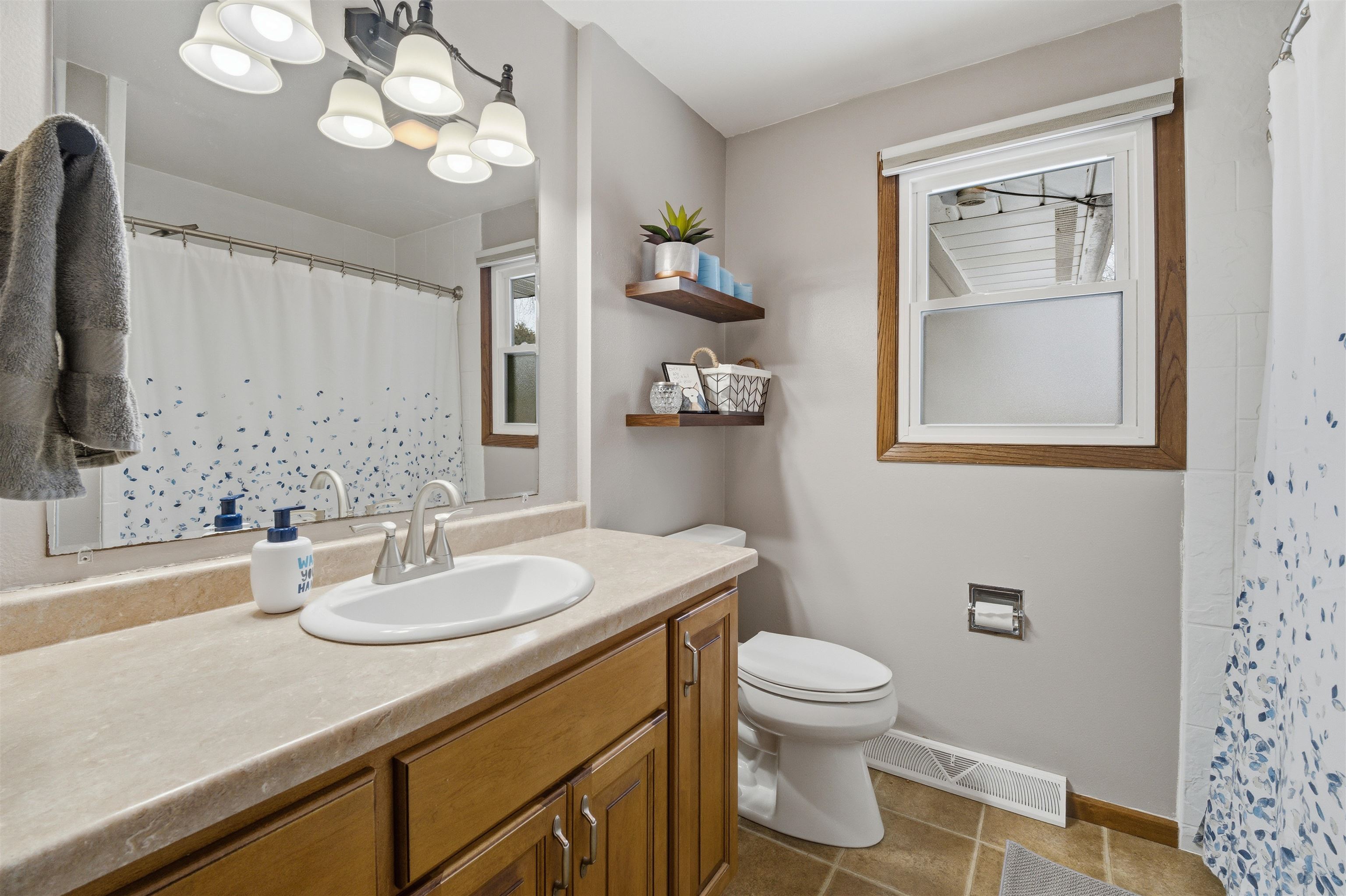 1003 Cedar Street Little Chute, WI 54140 - Photo 16 of 29