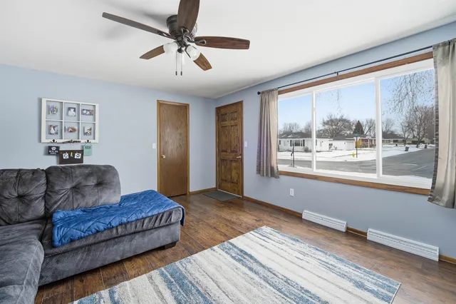 $289,900 | 1003 Cedar Street, Little Chute, WI 54140