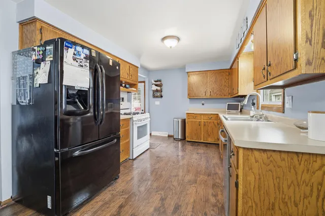 $289,900 | 1003 Cedar Street, Little Chute, WI 54140