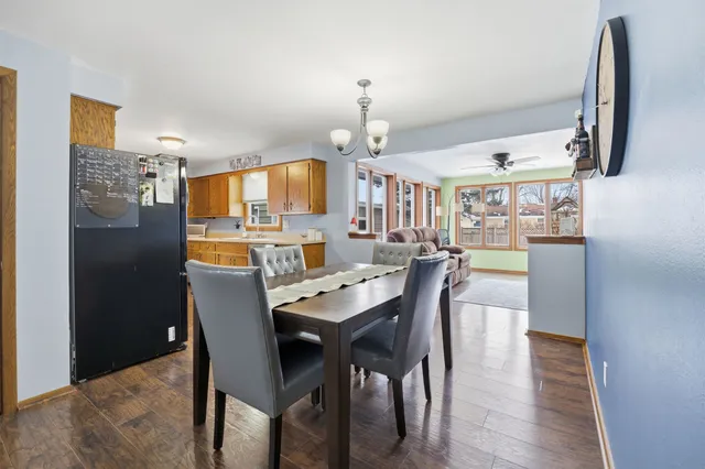 $289,900 | 1003 Cedar Street, Little Chute, WI 54140