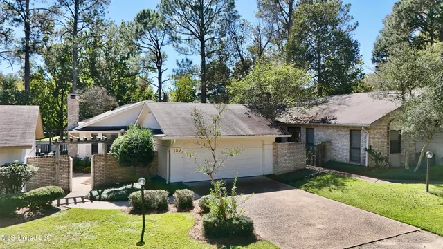 $220,000 | 157 Caribbean Cove, Clinton, MS 39056