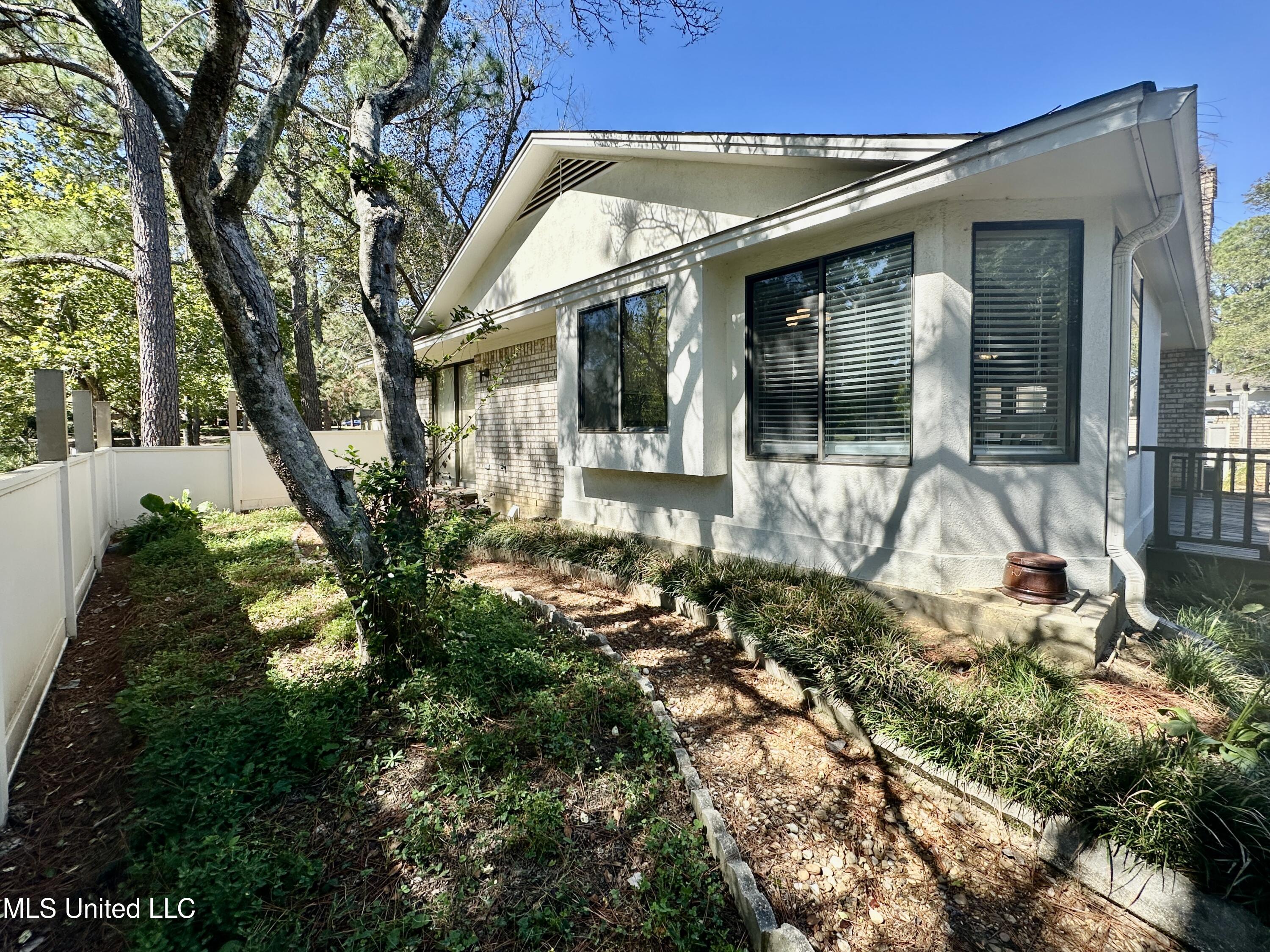 157 Caribbean Cove Clinton, MS 39056 - Photo 30 of 39 Back of Home