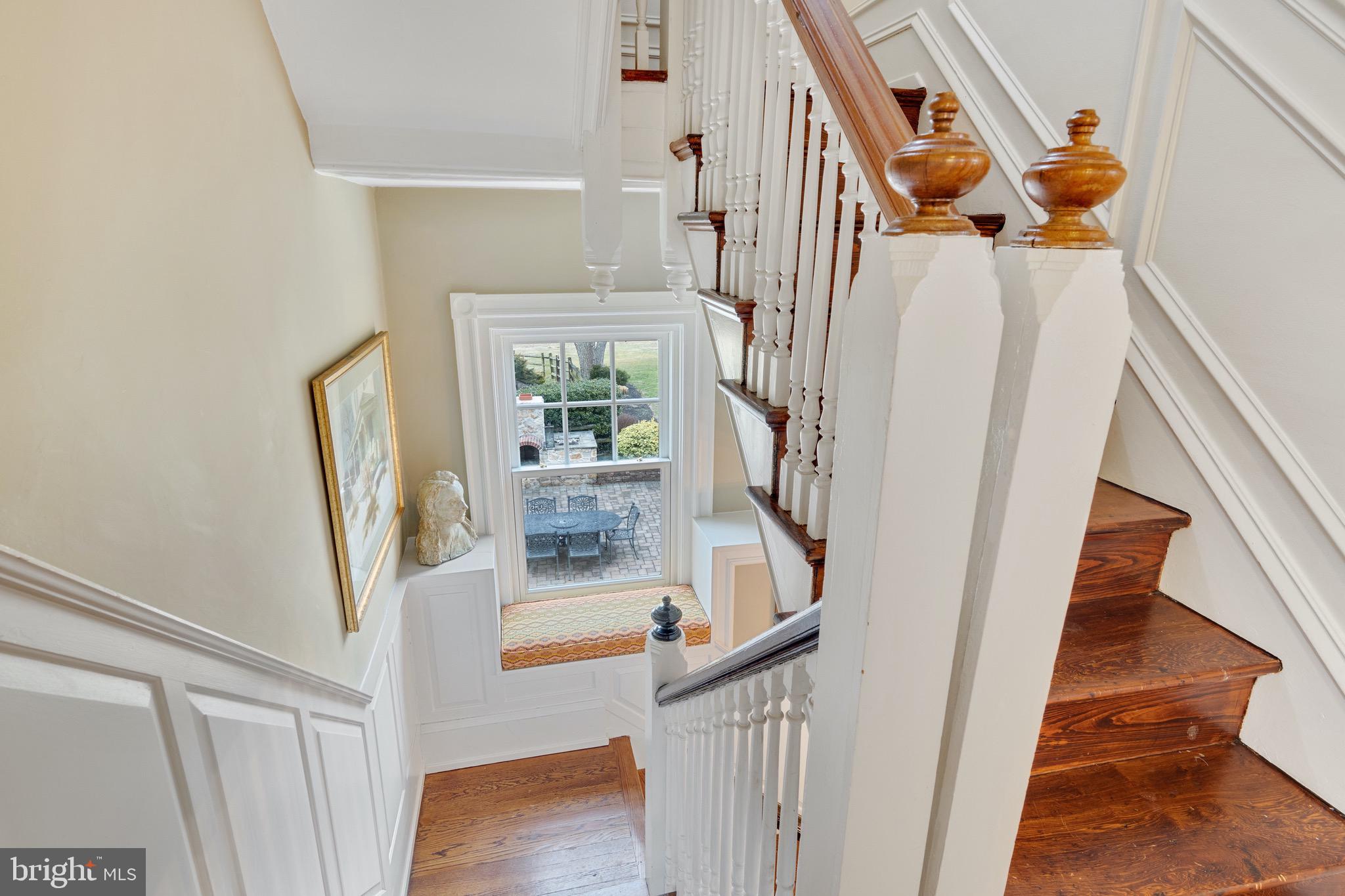1571 North Valley Road Malvern, PA 19355 - Photo 51 of 93 Gorgeous staircase