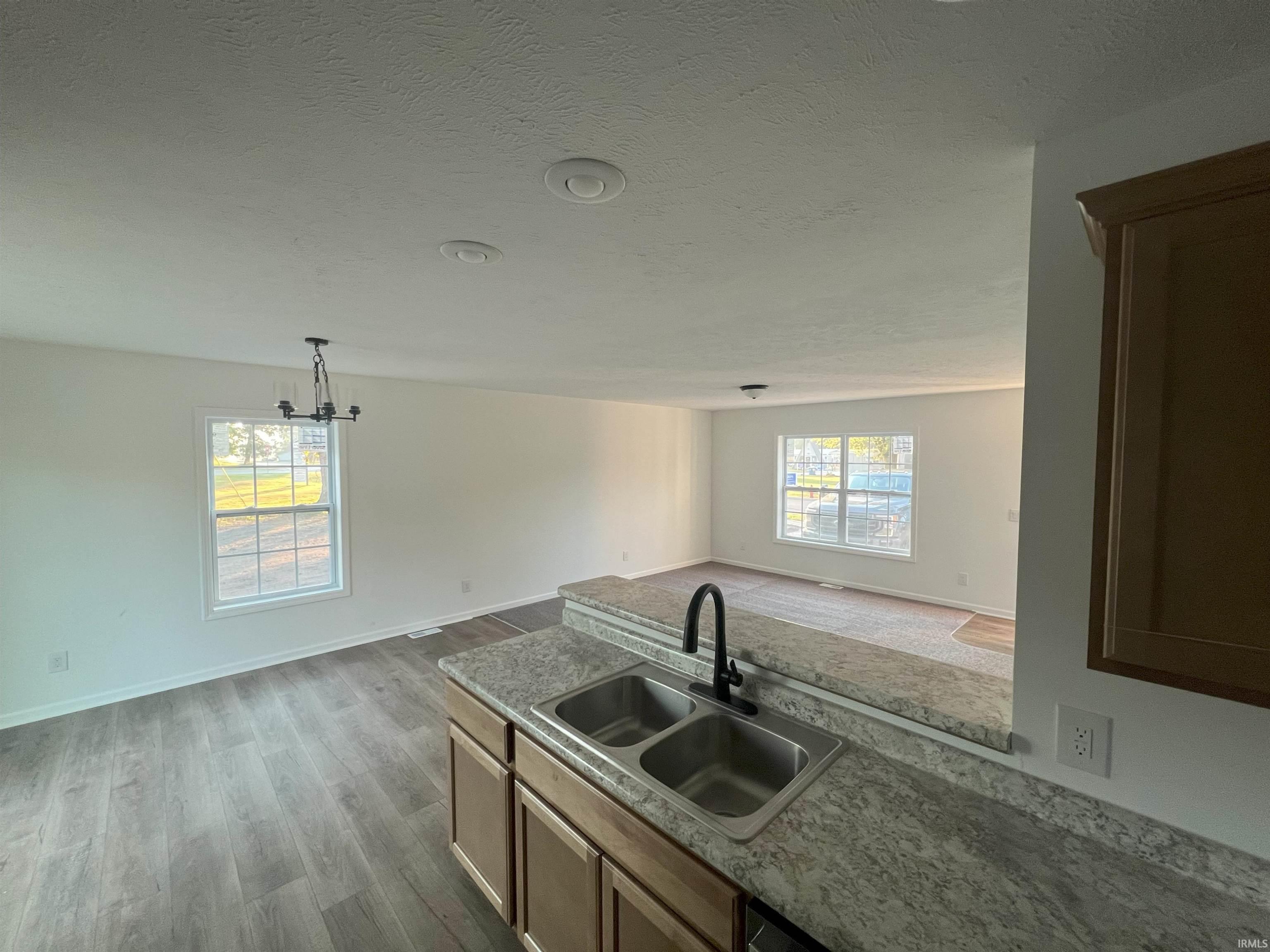 710 East 4th Street Rochester, IN 46975 - Photo 8 of 18