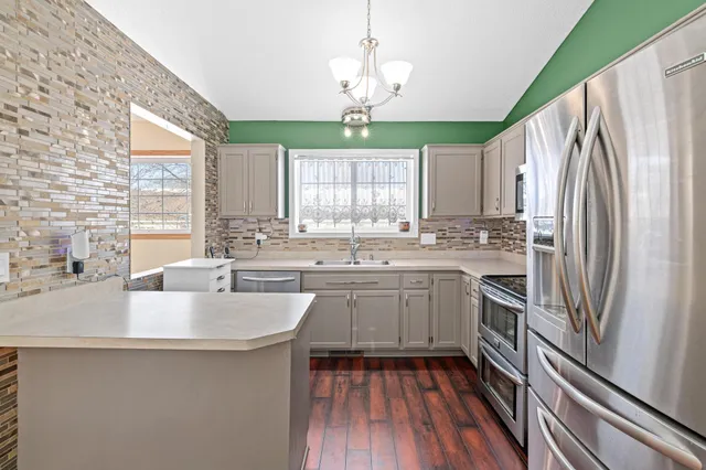 $260,000 | 416 Creekside Drive, Buffalo, MN 55313