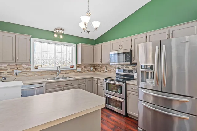 $260,000 | 416 Creekside Drive, Buffalo, MN 55313