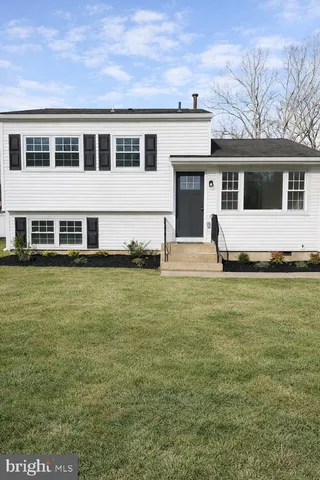 $345,000 | 309 Jays Avenue, Williamstown, NJ 08094