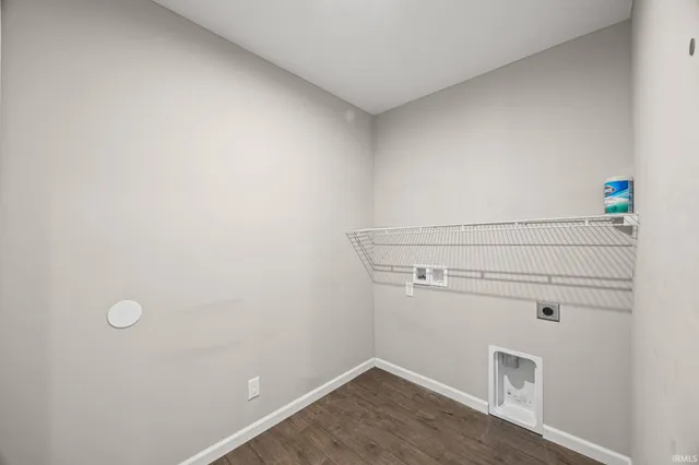 $305,000 | 1125 Robin Court, Greentown, IN 46936