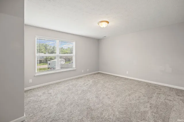 $305,000 | 1125 Robin Court, Greentown, IN 46936