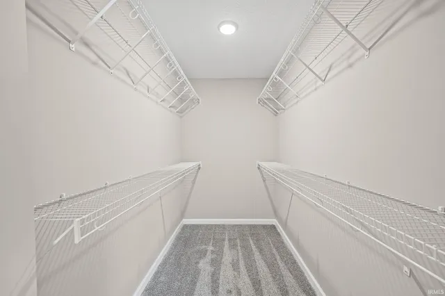 $305,000 | 1125 Robin Court, Greentown, IN 46936