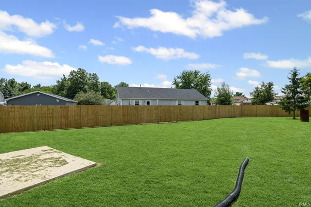 $305,000 | 1125 Robin Court, Greentown, IN 46936