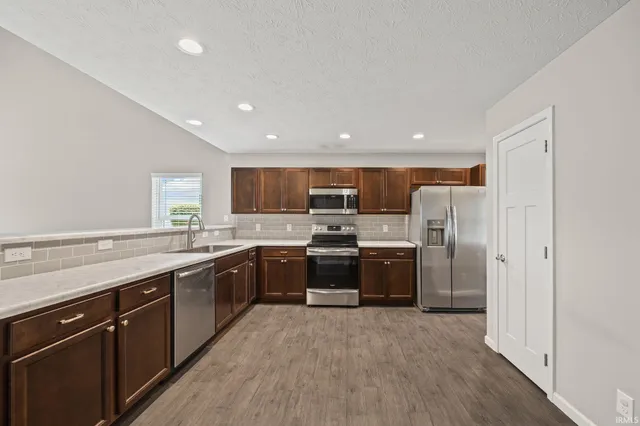 $305,000 | 1125 Robin Court, Greentown, IN 46936