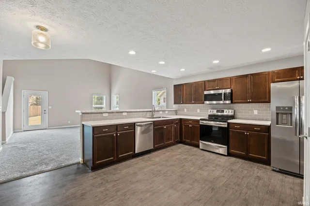 $305,000 | 1125 Robin Court, Greentown, IN 46936