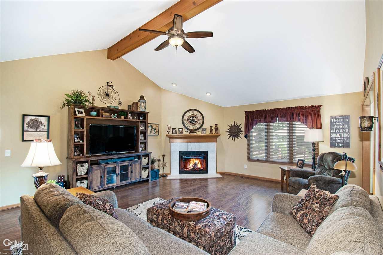 34349 Country Meadow Road Chesterfield, MI 48047 - Photo 2 of 37