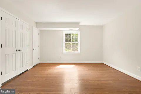 $235,000 | 3975 Lyndhurst Drive, Unit 103, Fairfax, VA 22031