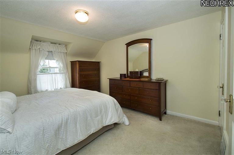 5183 Mayview Road Cleveland, OH 44124 - Photo 16 of 21