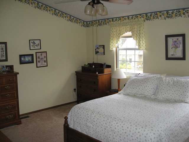 149 Midhurst Road Columbus, OH 43230 - Photo 12 of 19