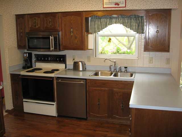 149 Midhurst Road Columbus, OH 43230 - Photo 9 of 19