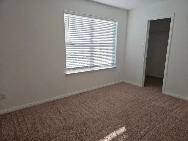 a view of empty room with window