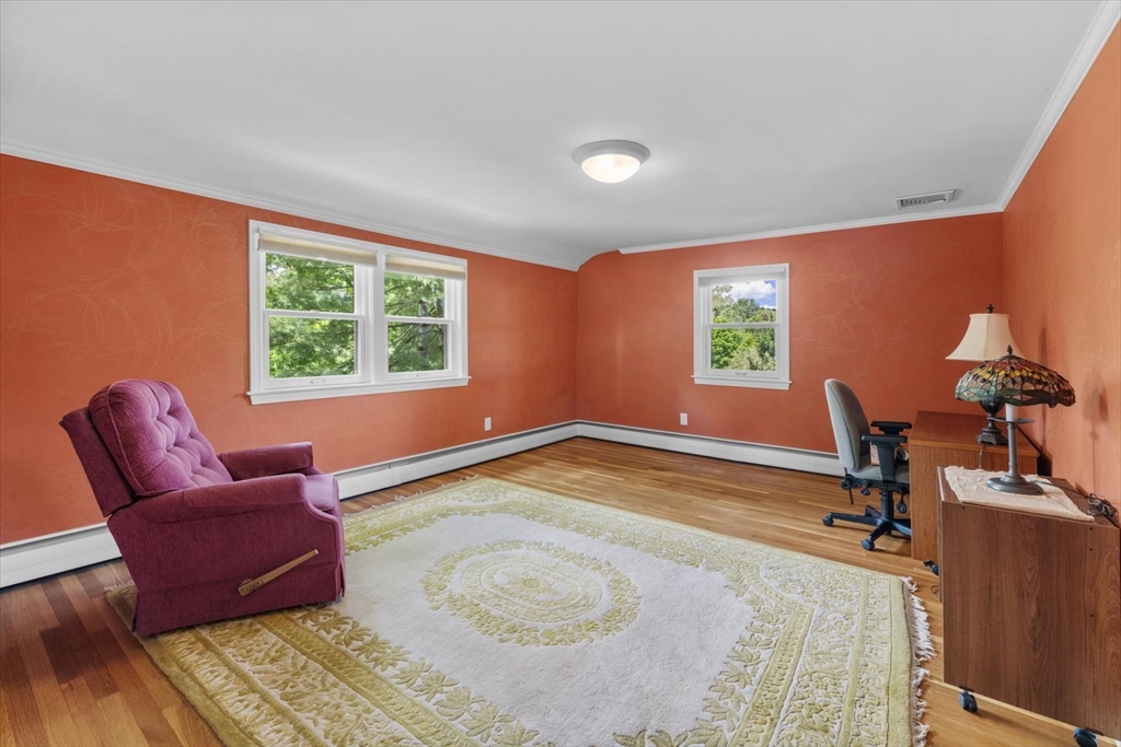 9 Plymouth Road Winchester, MA 01890 - Photo 15 of 37
