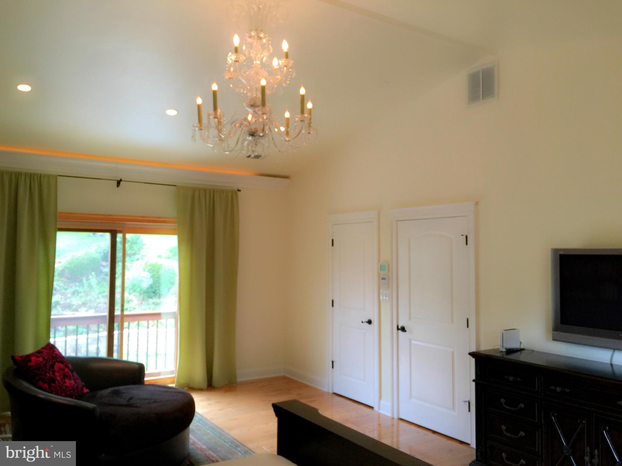 25215 Old Hundred Road Dickerson, MD 20842 - Photo 17 of 30 Bedroom (Master)