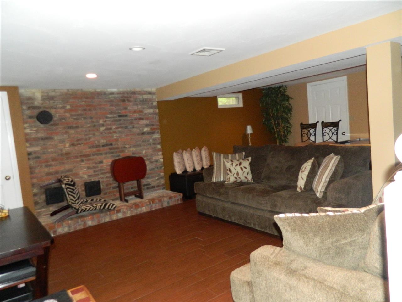 5 Pheasant Run Merrimack, NH 03054 - Photo 10 of 28 Gallery Image 10