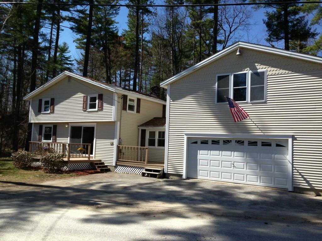 39 Aquila Road Gray, ME 04071 - Photo 3 of 27 A great home with Sebago Lake access.