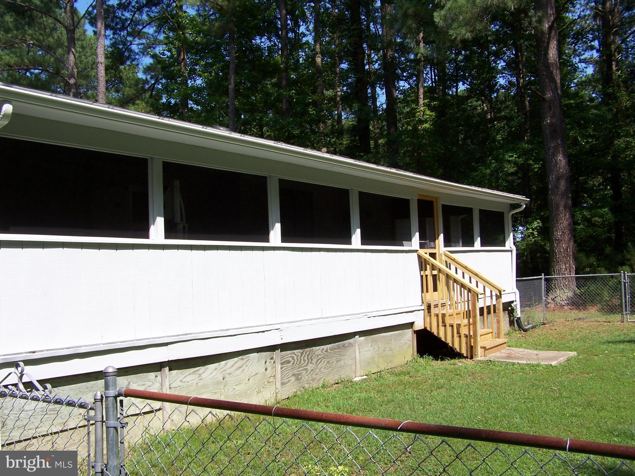 742 North Glebe Road Montross, VA 22520 - Photo 14 of 14 Exterior (Rear)