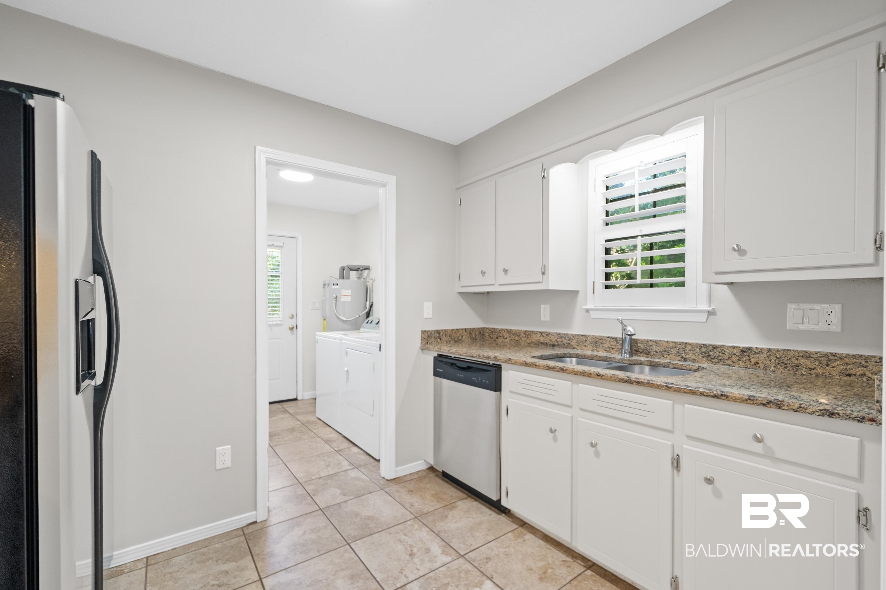 306 Liberty Street Fairhope, AL 36532 - Photo 14 of 32
