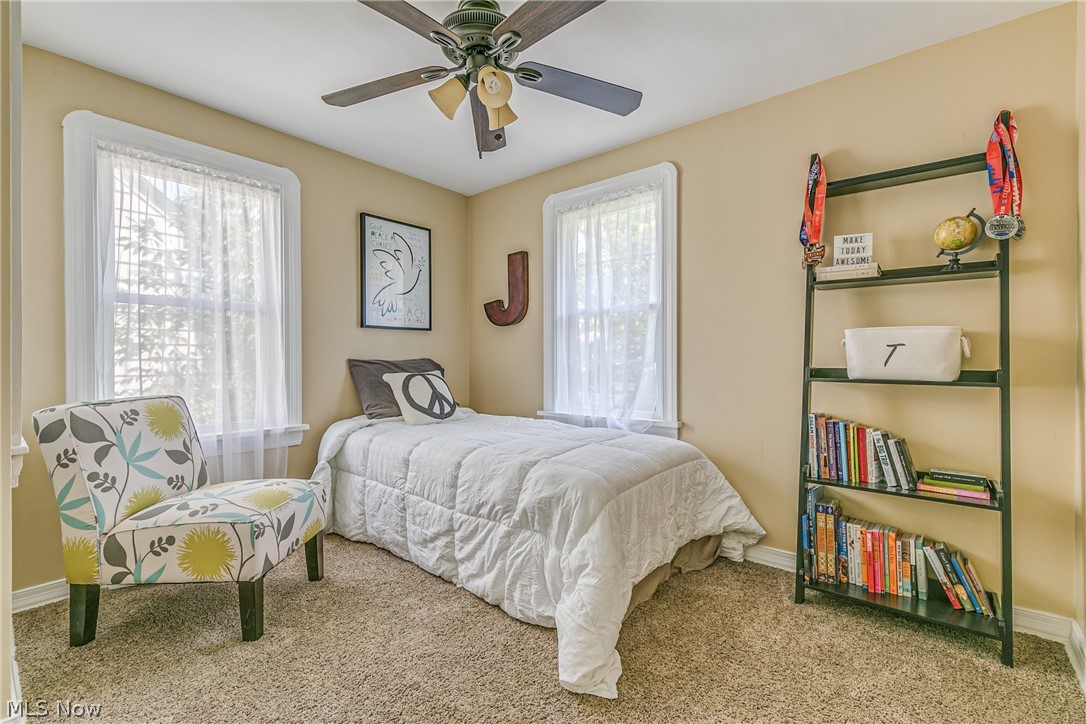 2168 Barrington Road Cleveland, OH 44118 - Photo 21 of 29