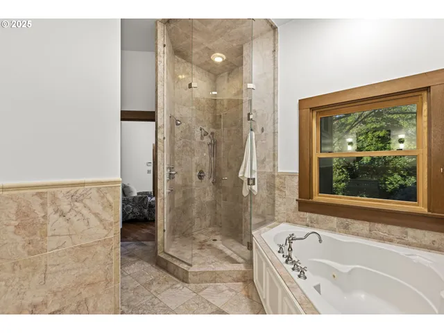 $1,895,000 | 26487 Southwest Rein Road, Sherwood, OR 97140