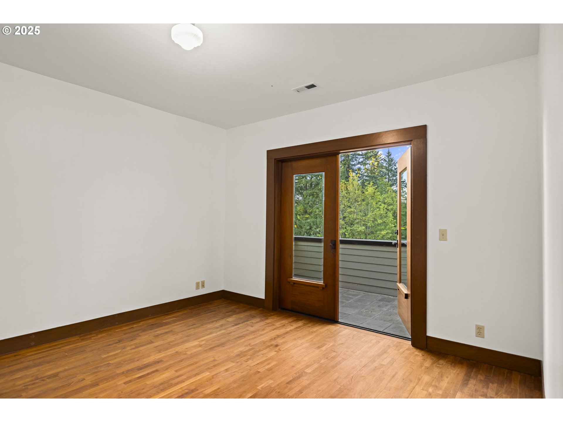 26487 Southwest Rein Road Sherwood, OR 97140 - Photo 19 of 45