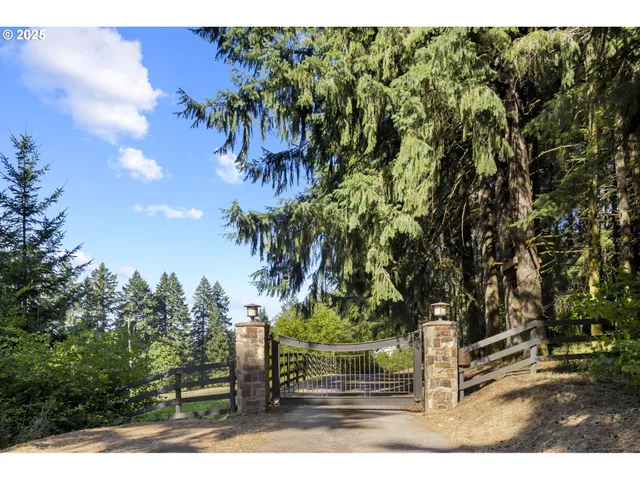 $1,895,000 | 26487 Southwest Rein Road, Sherwood, OR 97140