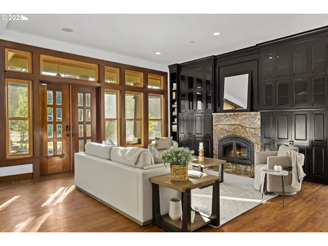 $1,895,000 | 26487 Southwest Rein Road, Sherwood, OR 97140