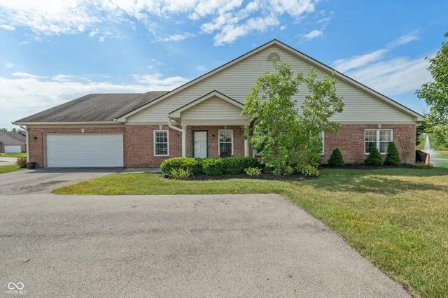 $2,000 | 4320 Hamilton Way, Unit 24, Plainfield, IN 46168