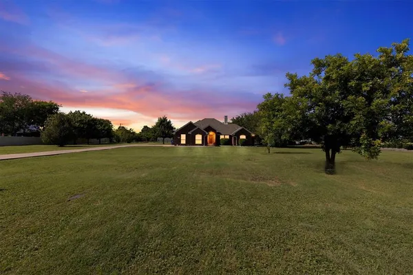 $845,000 | 9 Horseman Drive, Lucas, TX 75002