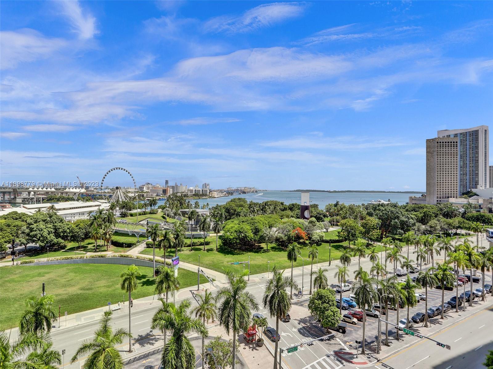244 Biscayne Boulevard, Unit 439 Miami, FL 33132 - Photo 42 of 49 a view of a city