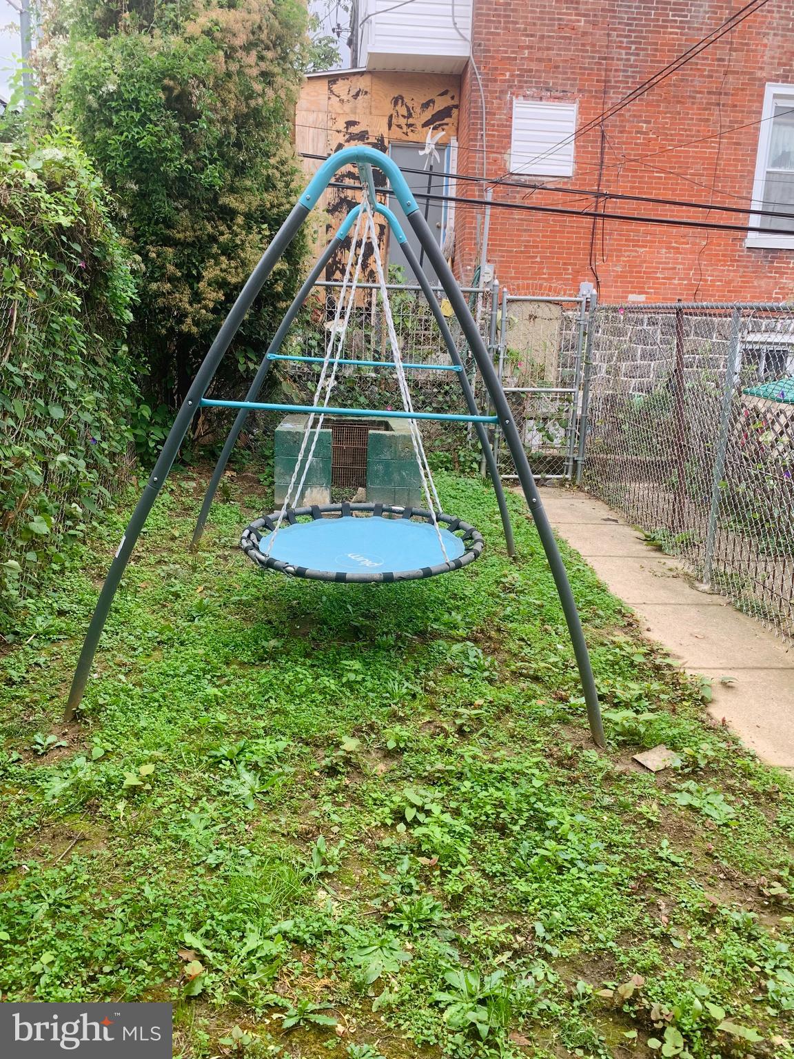 5933 Lansdowne Avenue Philadelphia, PA 19151 - Photo 11 of 12