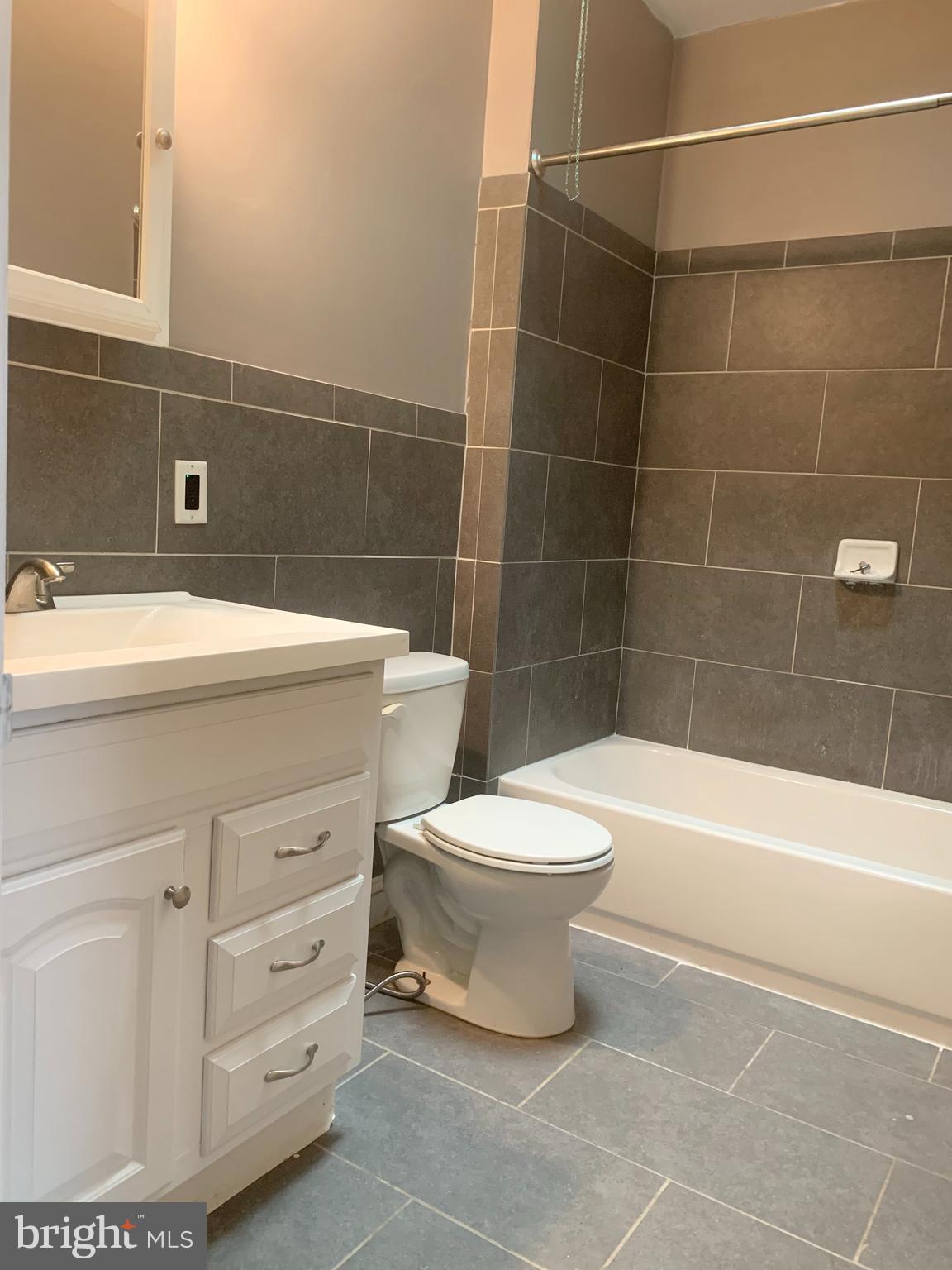 5933 Lansdowne Avenue Philadelphia, PA 19151 - Photo 10 of 12