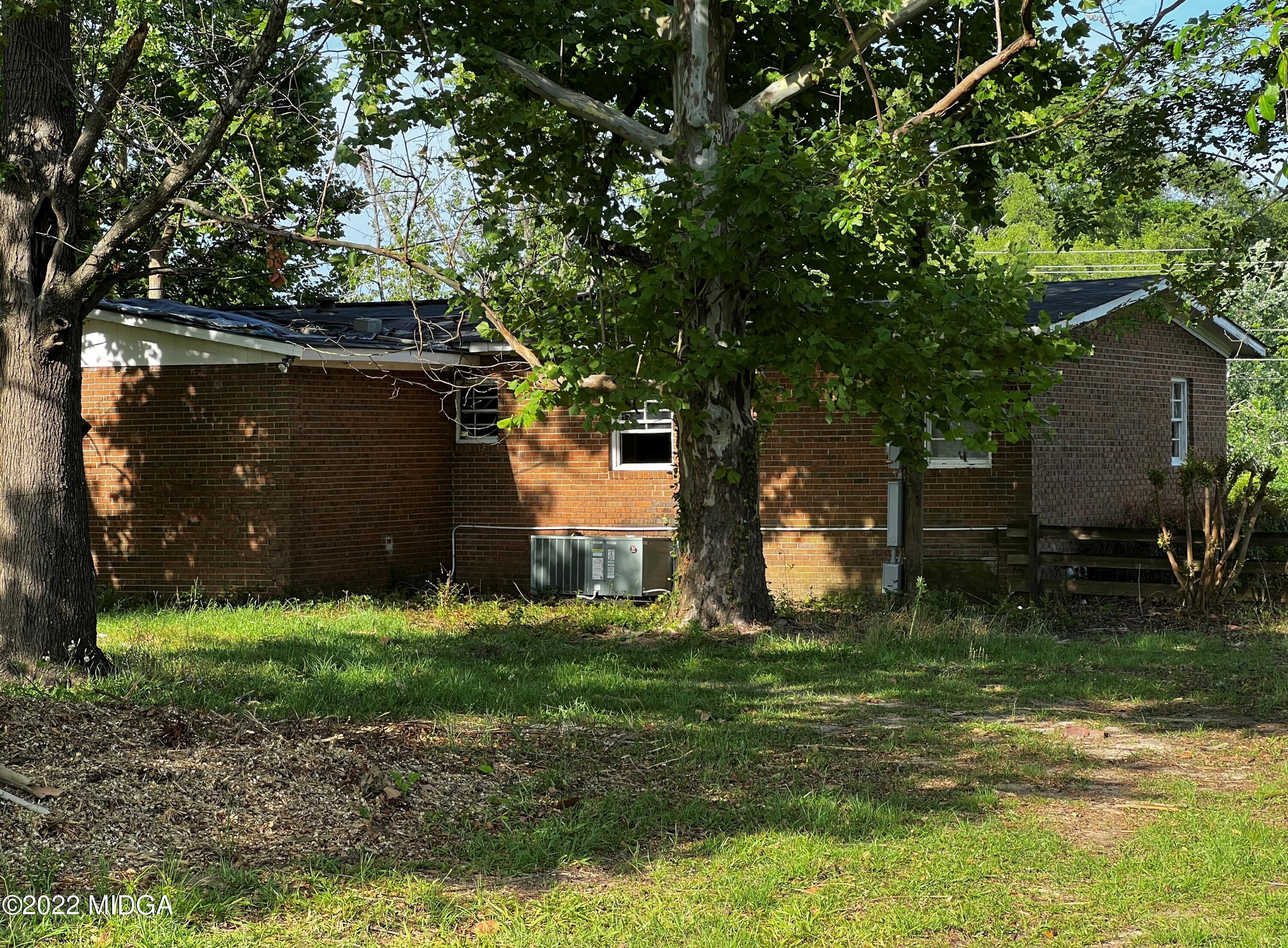 6509 Skipper Road Macon, GA 31216 - Photo 8 of 28 a view of a backyard