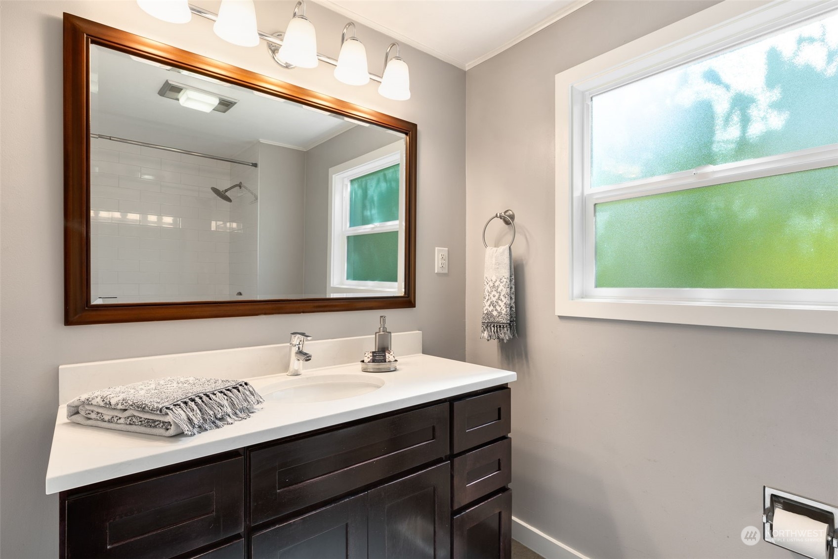 307 Northwest 76th Street Seattle, WA 98117 - Photo 19 of 40