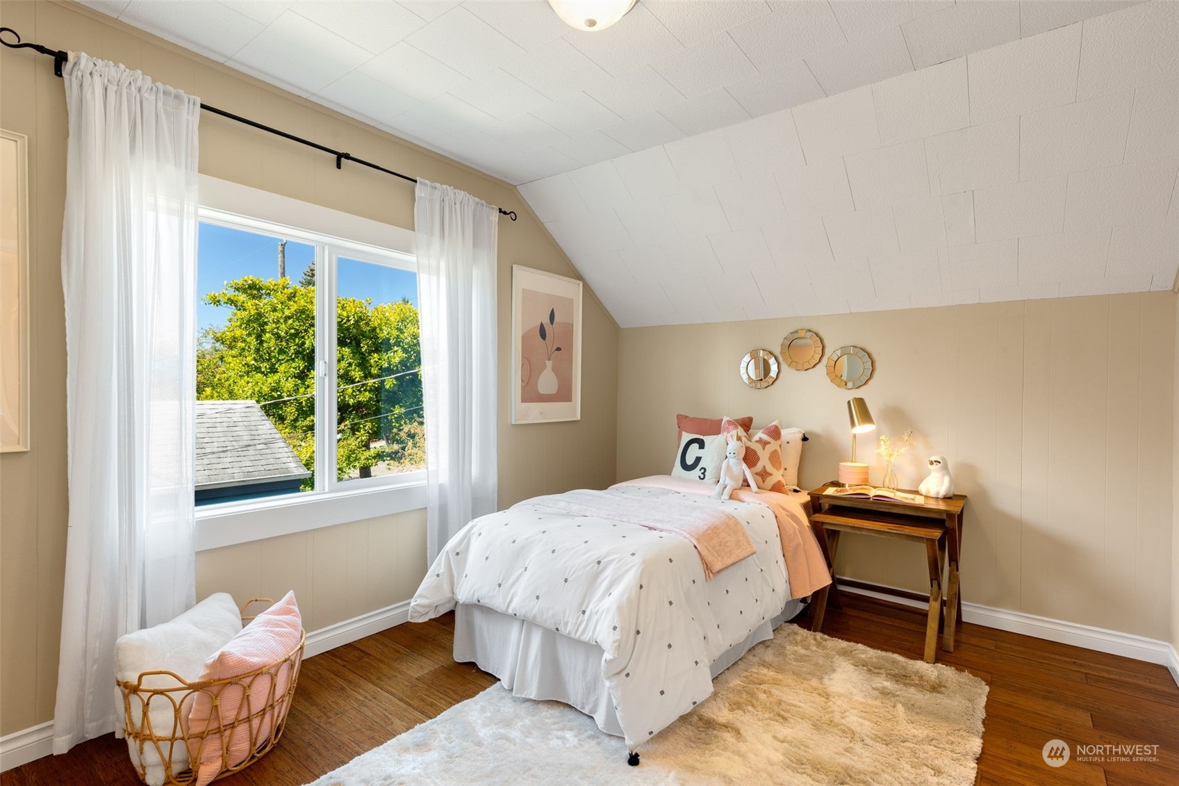 307 Northwest 76th Street Seattle, WA 98117 - Photo 25 of 40