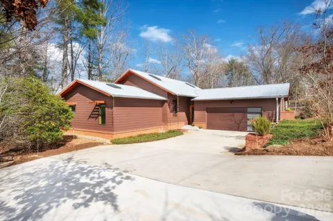 $825,000 | 521 Wood Thrush Court, Arden, NC 28704