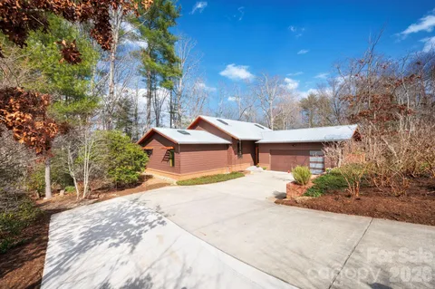 $825,000 | 521 Wood Thrush Court, Arden, NC 28704